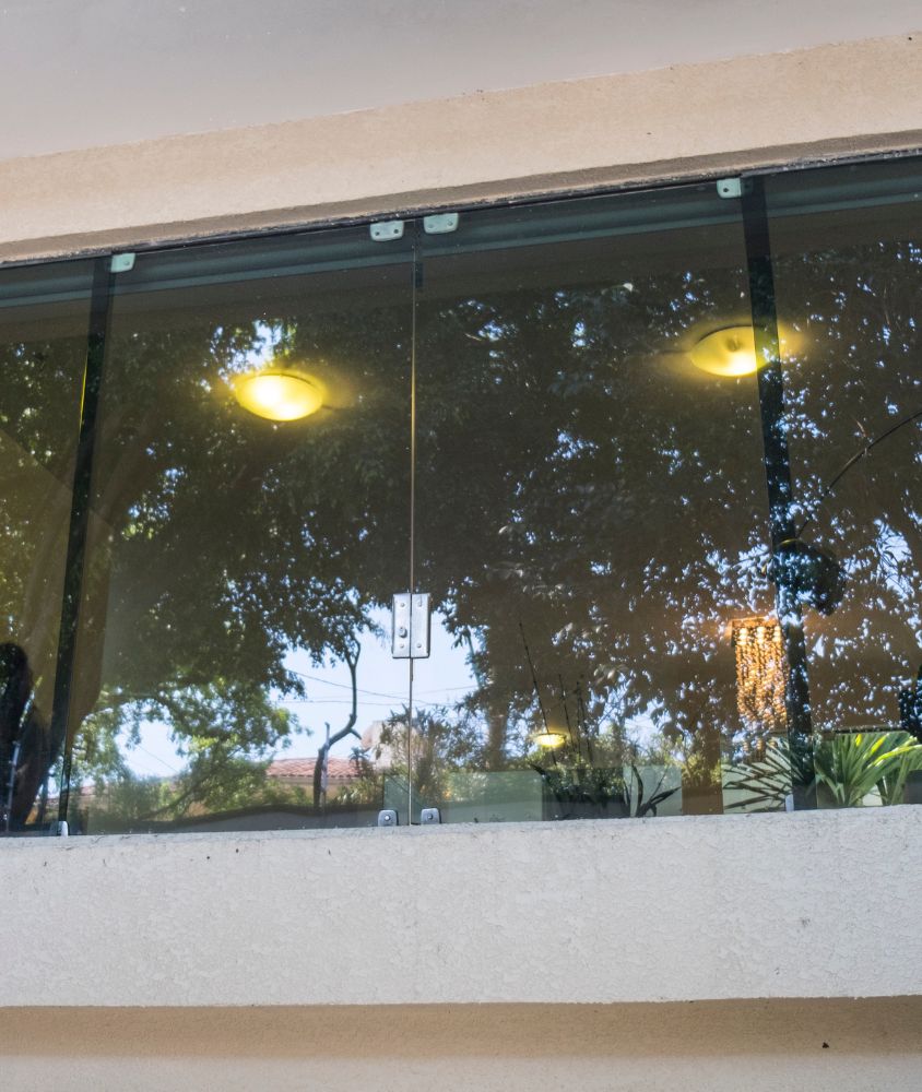 janela de vidro em Anápolis